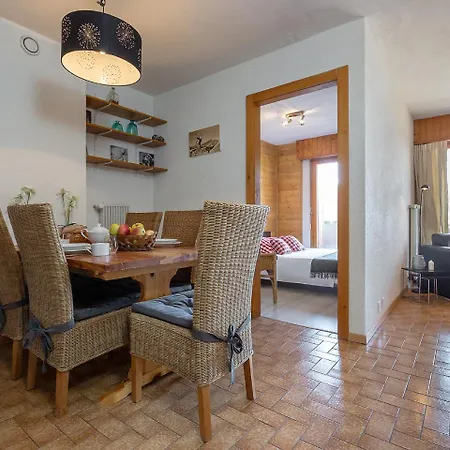 Bellevue Apartment *